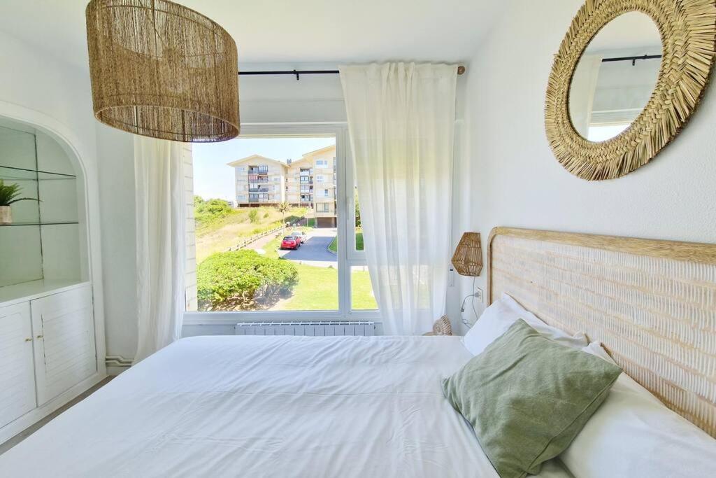 Astonishing Sea Views - Club & Pool & Parking By Aloha Bilbao Apartamento Sopelana Exterior foto